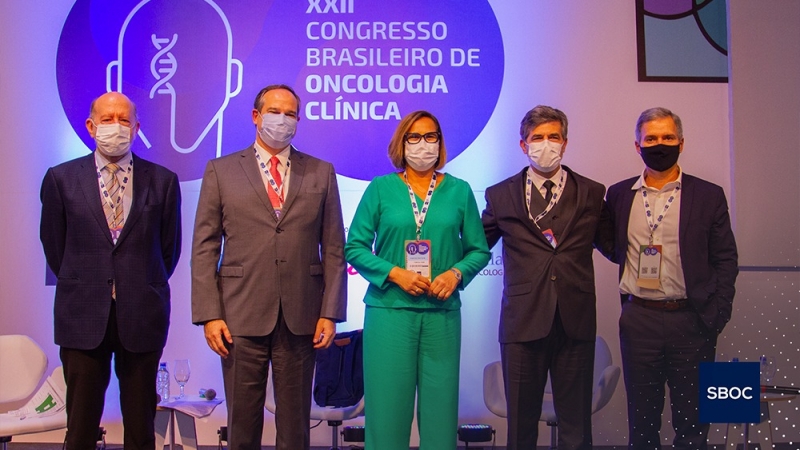 Especialistas de todo o Brasil se reúnem em Salvador para discutir avanços e desafios no cuidado oncológico